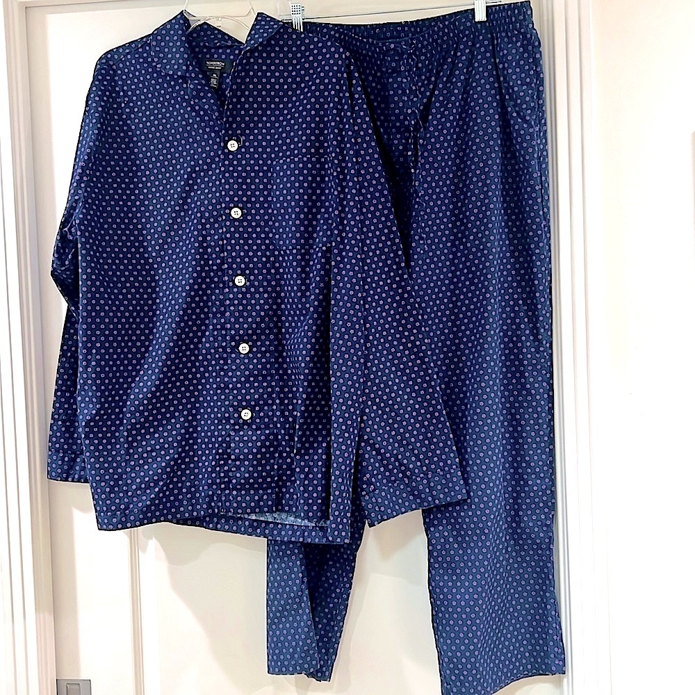 Nordstrom Men’s Navy Blue Printed Pajama Set